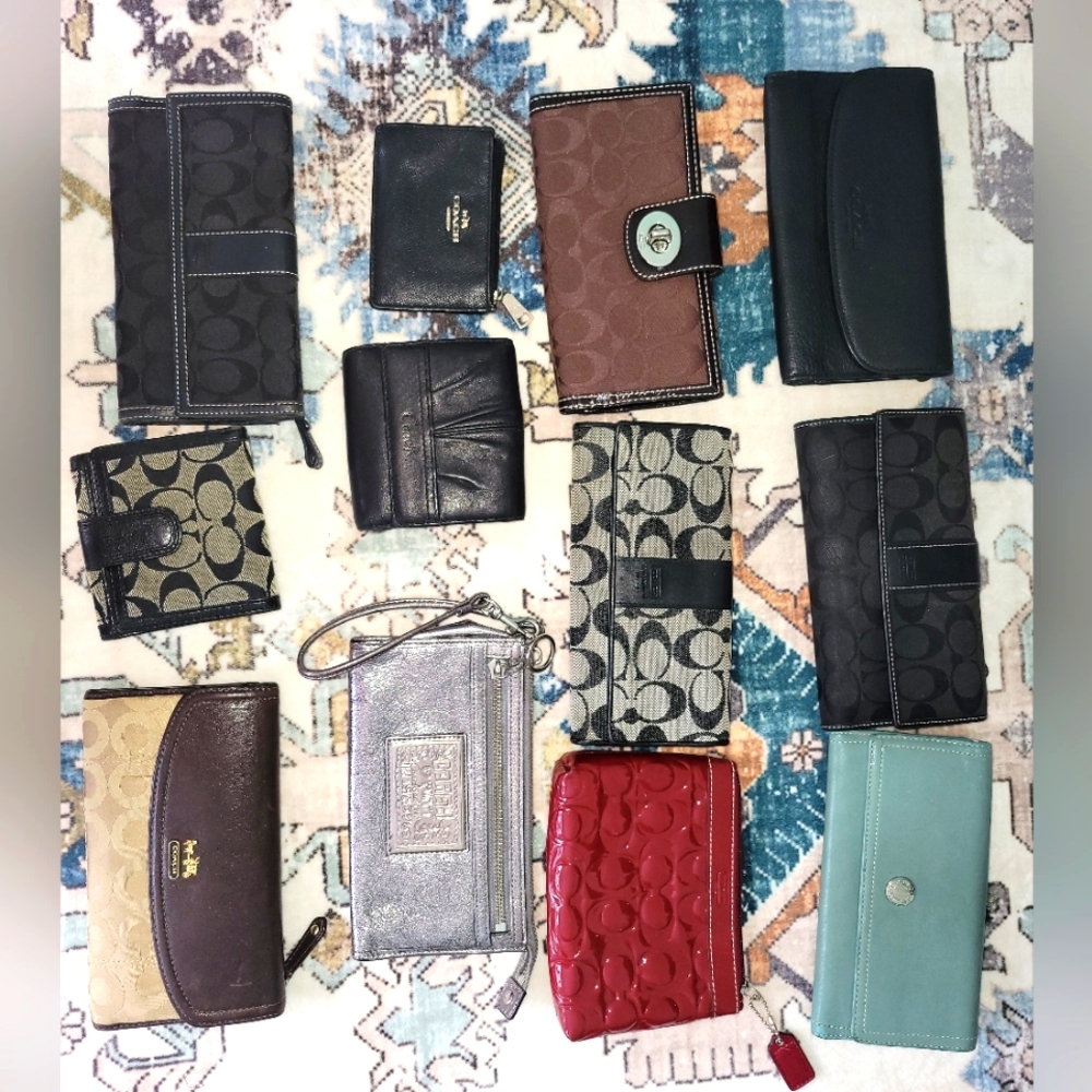 12 COACH WALLETS/WRISTLETS/POUCH/CARD HOLDER
